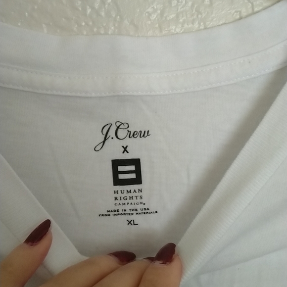 J. Crew x human rights campaign love first tee sz XL - Picture 5 of 6